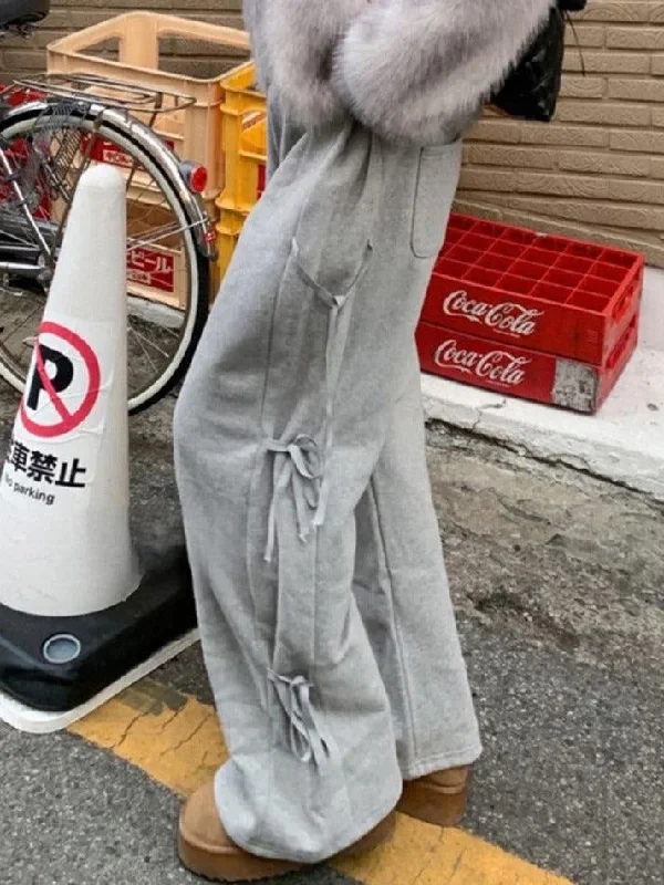 Street Side Bow Tie Sweatpants